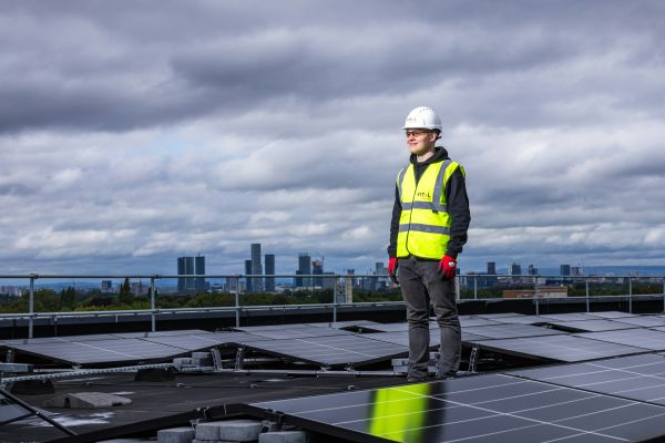 Guide essentiel pour adopter l'énergie renouvelable durable